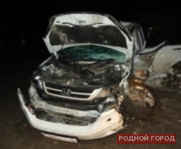 Под Волгоградом в ДТП с «МАЗом» пострадал водитель иномарки