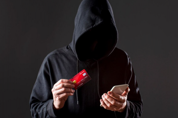 Волгоградцам рассказали, как обезопасить себя от кредитных мошенников