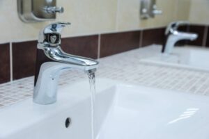 В Волгограде пекарня нелегально подсоединилась к водоснабжению