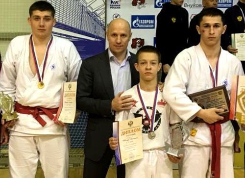 Двое волгоградцев стали чемпионами России по рукопашному бою