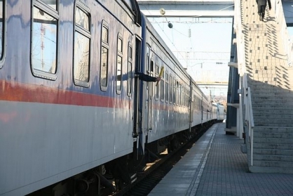 В Волгоградской области поезд ночью сбил насмерть мужчину