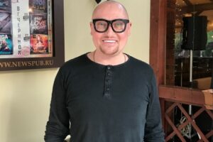 Бейонсе назвала российского певца Шуру «безумным русским»