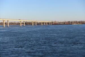 Волгоградцев удивило рождение облаков над Волгой