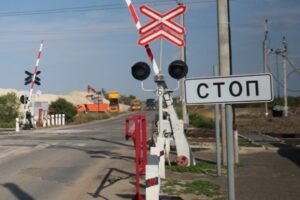 В Волгограде после реконструкции открыли железнодорожный переезд