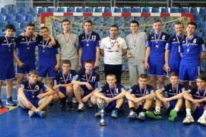 15-летние волгоградские гандболисты остановились в шаге от «золота»