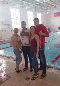 В Волгограде сотрудники силовых структур соревновались в плавании