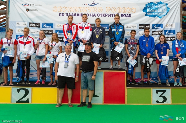 Волгоградские пловцы стали третьими в смешанной эстафете