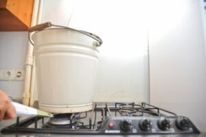 Жители пяти районов Волгограда останутся без горячей воды на этой неделе