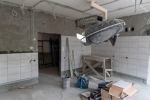 В Волгограде продадут заброшенную больницу