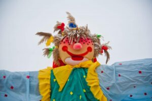 В Волгограде создают чучело Масленицы высотой 14 метров