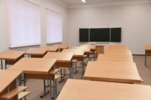 Ученики школы № 56 на юге Волгограда вернулись за парты