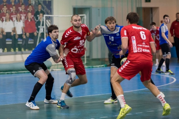 Волгоградский «Каустик» проиграл ставропольскому «Динамо-Виктору»