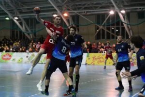 Лучший бомбардир волгоградского «Каустика» покинул команду