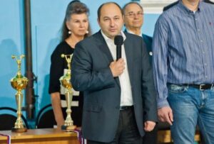 Олимпийский чемпион из Волгограда Алексей Петров переживает за Валиеву