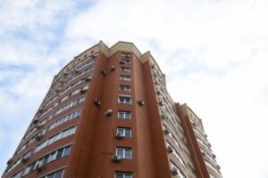 Волгоградцы из аварийных домов переедут в новостройки