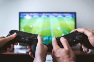 Стали известны цены на новую PlayStation 5