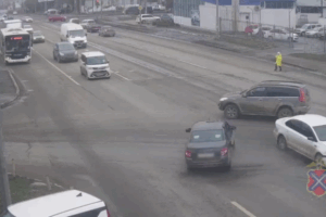 ДТП с пострадавшим грудным ребенком попало на видео в Волгограде