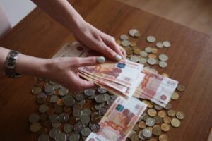 Волгоградцы в 2018 году взяли кредитов на 110,6 млрд рублей