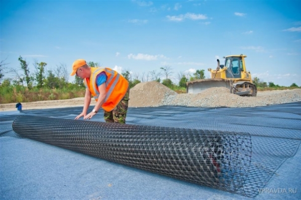 Эксперт: в Волгограде при ремонте дорог применяют современные материалы