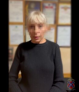 Волгоградку подозревают в нападении с ножом на сожителя