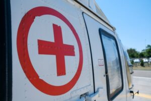 В Волгограде при резком торможении автобуса пассажирка получила травму