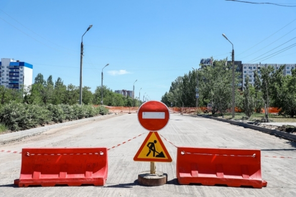 В Волгограде рабочие приступили к строительству новой дороги