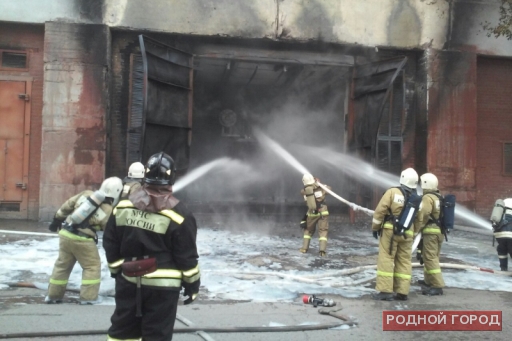 На заводе «Красный Октябрь» в Волгограде потушили сильный пожар