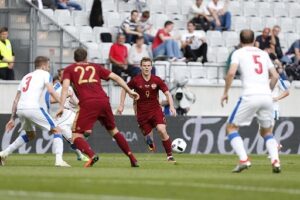 Сборная России по футболу проиграла чехам