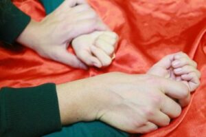 В Волгограде неизвестный изнасиловал и ограбил женщину-адвоката