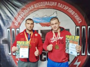 Силачи из УФСИН успешно выступили на крупном турнире