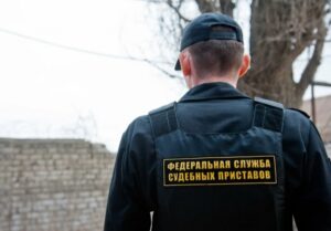 В Волгограде судебные приставы арестовали автомобили 25 должников
