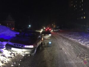 В Волгограде 28-летний водитель иномарки врезался в «Дэу Нексия»