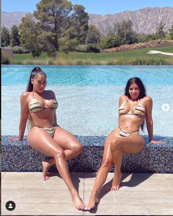 Фотографии Ким Кардашьян в бикини активно обсуждают в Сети