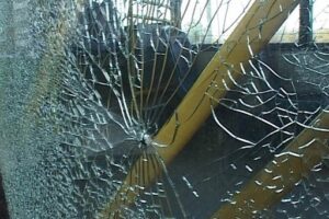 В Волгограде хулиганы расстреляли скоростной трамвай