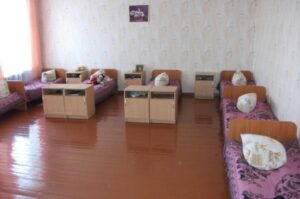 Под Волгоградом детям из семьи погорельцев предложили пожить в детдоме