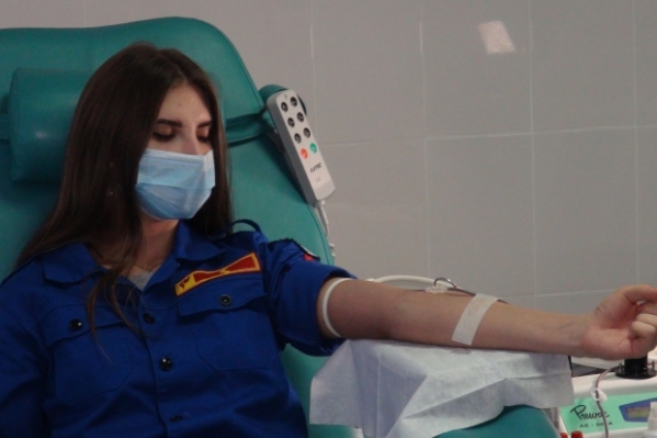 Важная миссия: в Волгограде сдали кровь в честь Всемирного дня донора