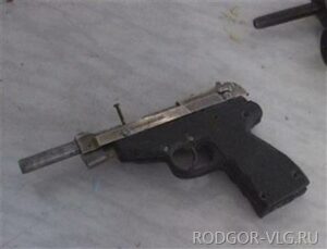 Под Волгоградом мужчина застрелился из самодельного пистолета