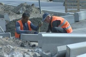 На улице Хользунова в Волгограде обновят асфальтовое покрытие