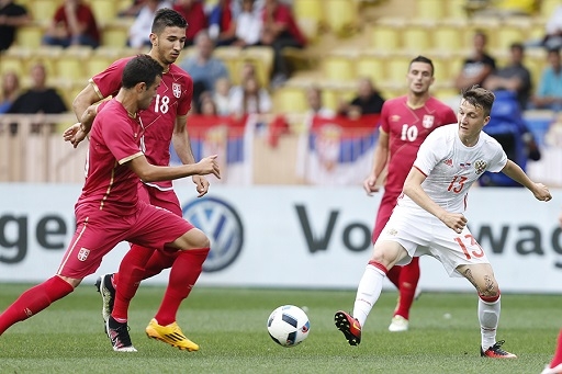 Сборная России по футболу сыграла вничью с сербами