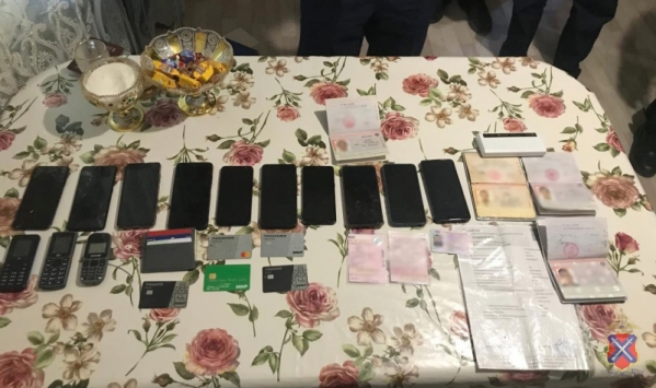 В Волгограде двух братьев подозревают в телефонном мошенничестве