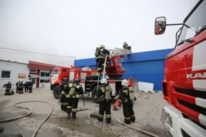 Прокуратура Волгограда проведет проверку в связи с пожаром на рынке