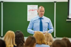 В Волгограде Тотальный диктант читал олимпийский чемпион