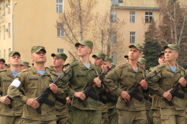 Волгоградские военные готовятся к параду Победы