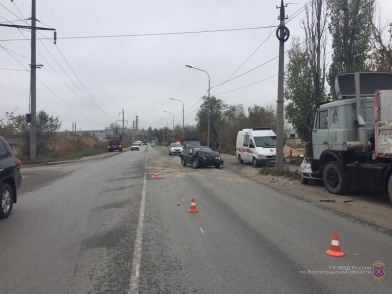 Поспешил и чуть не убил: в ДТП пострадал 46-летний волгоградец