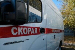 В Волгоградской области в аварии погиб водитель, двое детей госпитализированы