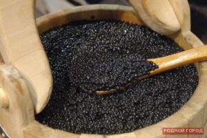 У 56-летнего пассажира автобуса под Волгоградом изъяли 20 кг икры