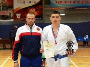 Бывший дзюдоист покоряет вершины рукопашного боя