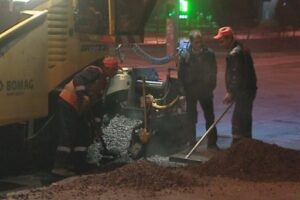 В Волгограде продолжают ремонтные работы на улице Землячки