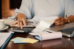 Волгоградцам объяснили, как увеличить пенсию в 2024 году