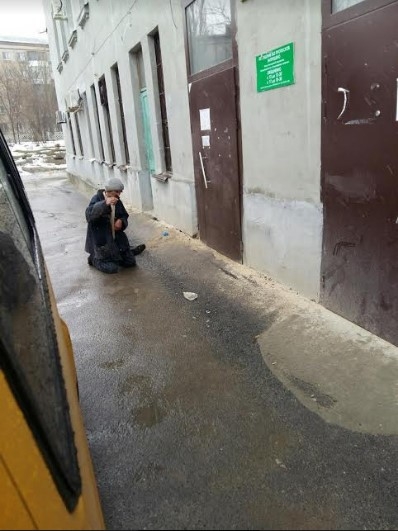 Неравнодушный волгоградец помог бродяге попасть на прием к врачам